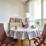 Bright Studio in PARIS - La Villette